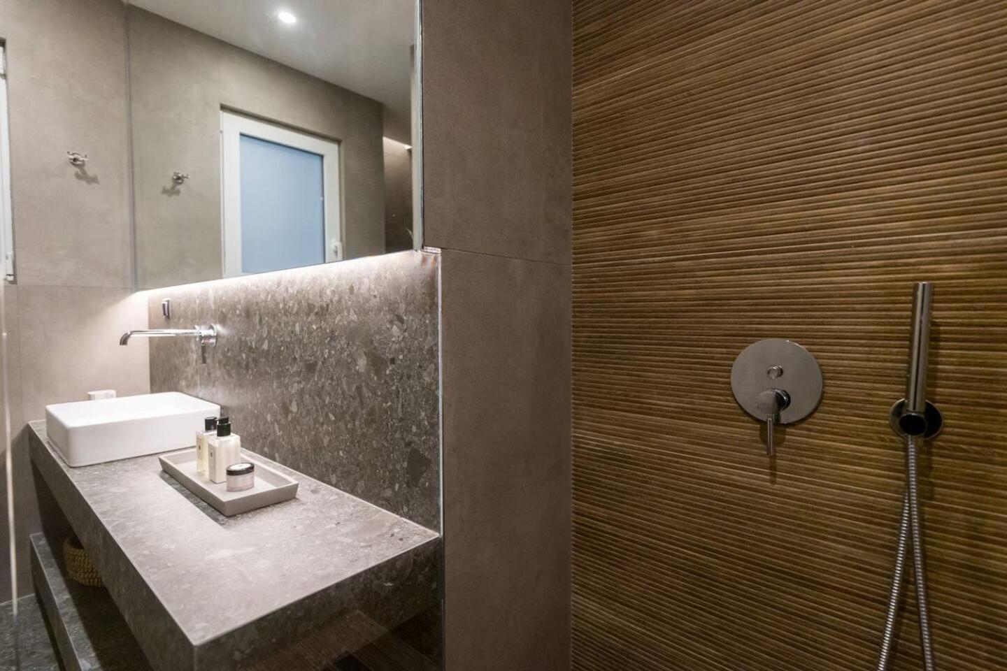 Luxury Near The Riviera By Olon Apartment